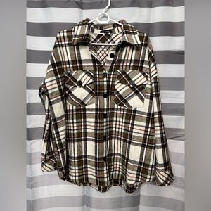 Blu Pepper Plaid Button-Up Shirt